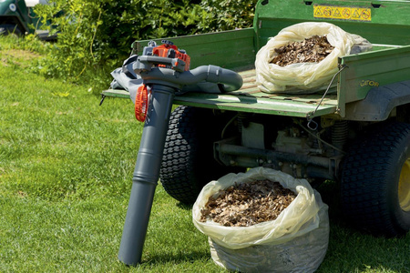 Oleo-Mac BV 250 foukač s vysavačem set 56609001E5Z