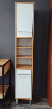 Koupelnová skříňka z olše