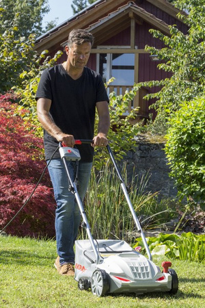 Ikra perlátor a elektrický vertikutátor 2v1 1500W IEVL 1532