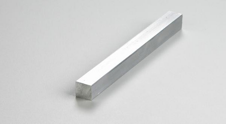 Čtvercová hliníková tyč 20x20mm 1mb PA38
