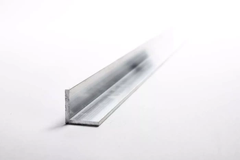 Hliníkový úhelník 60x60x3,0mm 1mb PA38