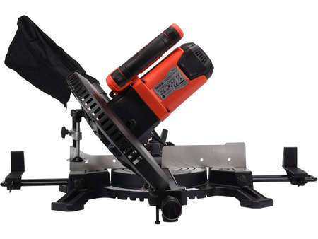 Pokosová pila Yato na dřevo a ocel 1800W YT-82174