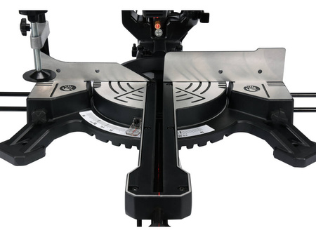 Pokosová pila Yato na dřevo a ocel 1800W YT-82174