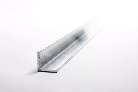 Hliníkový úhelník 60x60x4,0mm 1mb PA38